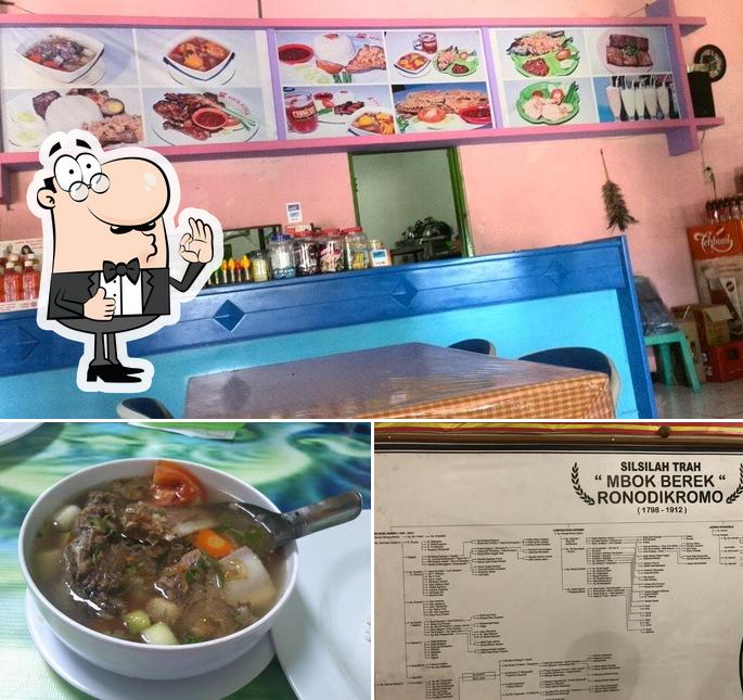 Ayam Goreng Panas Mbok Berek
