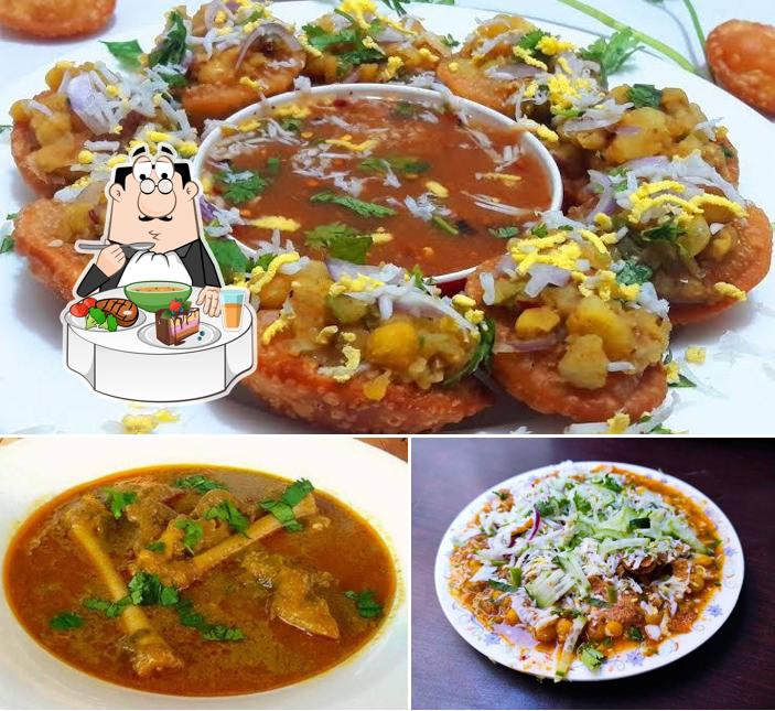 সুগন্ধ মজাদার চটপটি ও ফুসকা হাউজ