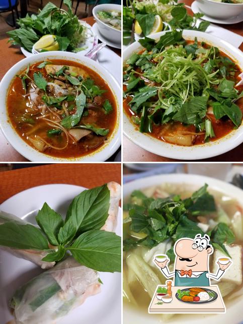 Super Pho Waialae