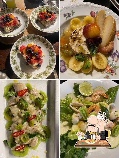 Еда в "Bebe de la Mer"