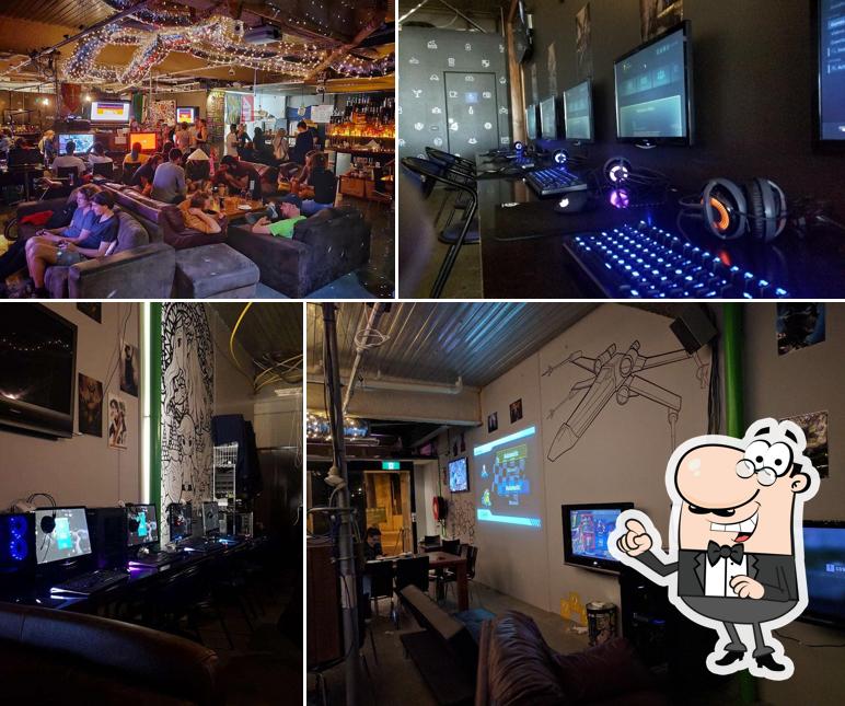 Pixel Bar & Cafe