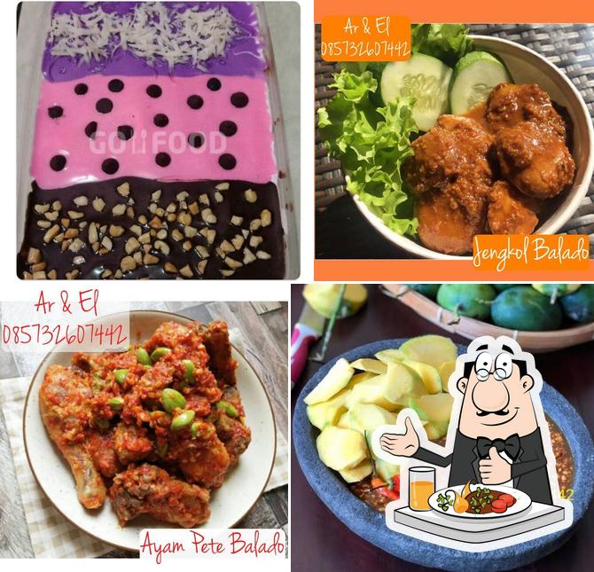 Salad buah Ar & El