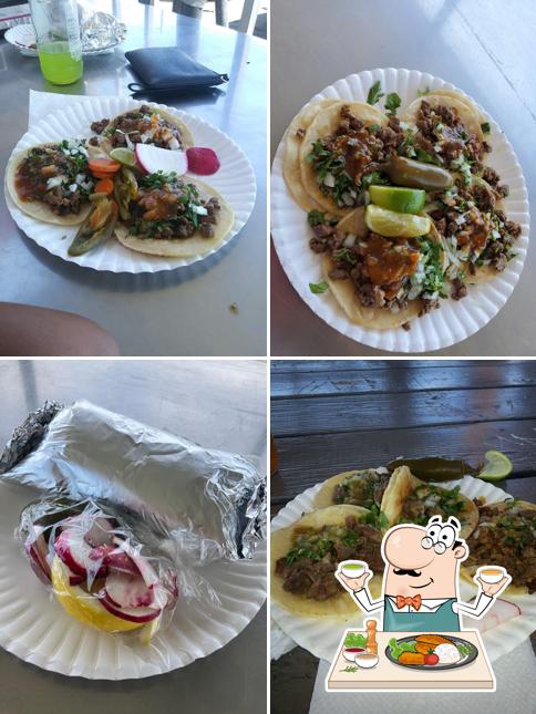 El Rey del Taco #3 (Taco Truck Est. in 1989)