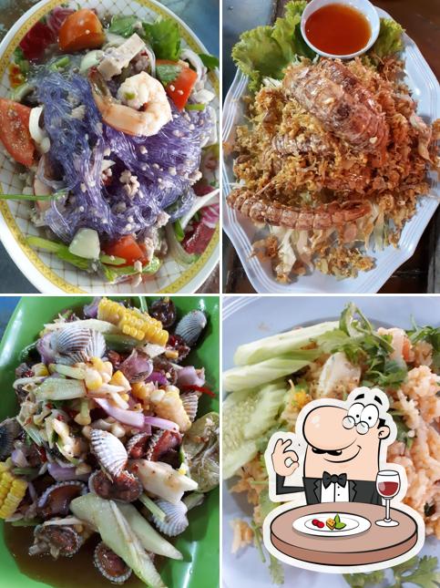 Khru Daeng Pan Fried Pork