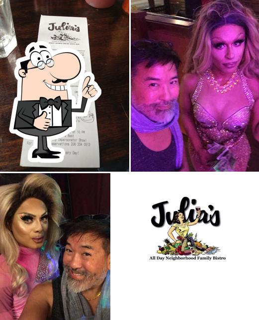 Julia's on Broadway - Le Faux Seattle