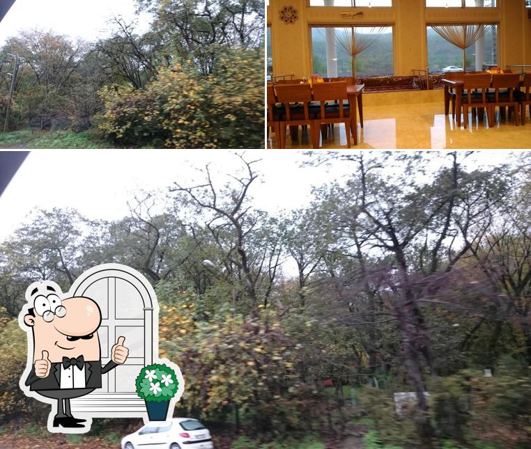 Nosrat Shandiz Restaurant