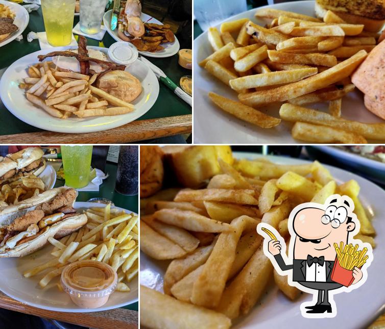 Ebeneezer's Eatery & Irish Pub