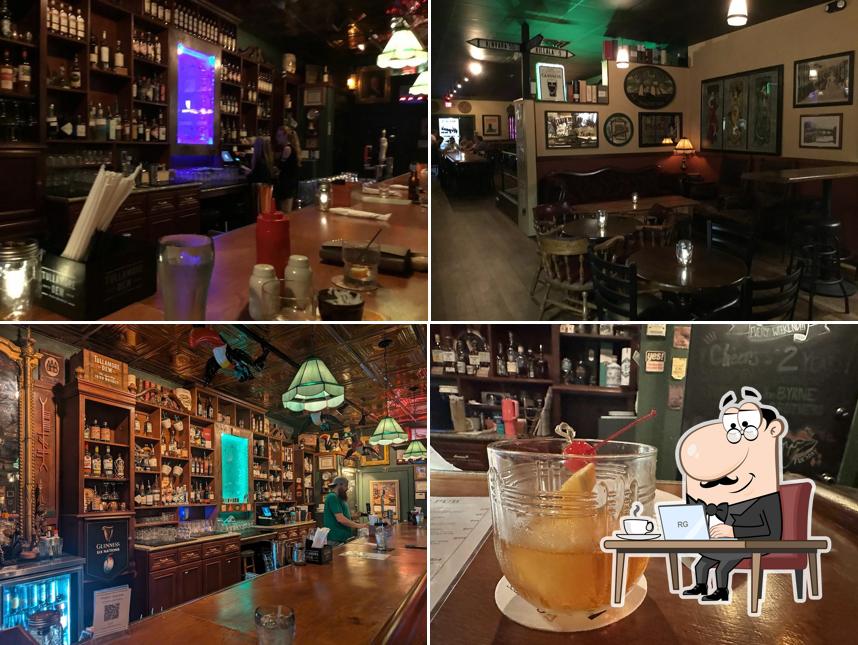 Hogan's Irish Pub