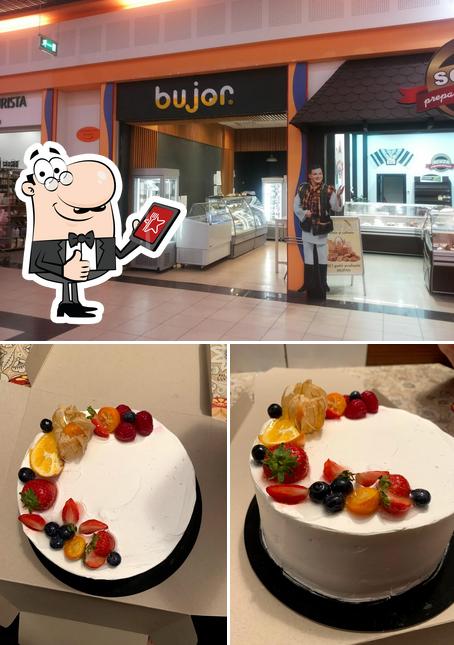 Bujor Sweet Bread Cake Shop Confectionery Pastry Shopping City Suceava