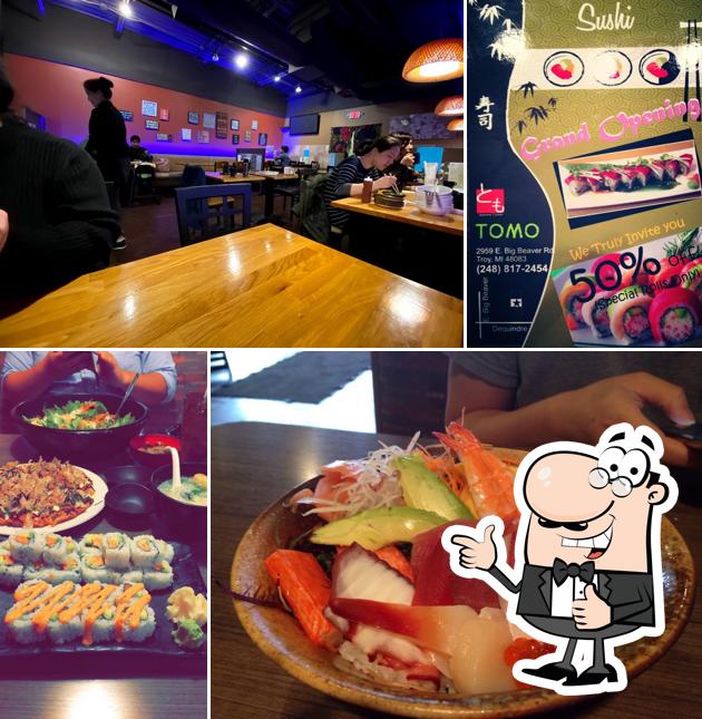 Tomo Sushi & Karaoke