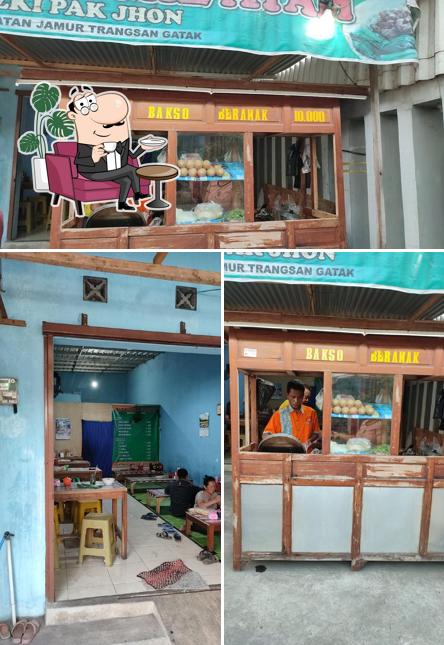 Bakso dan Mie Ayam Rizki Pak Jhon