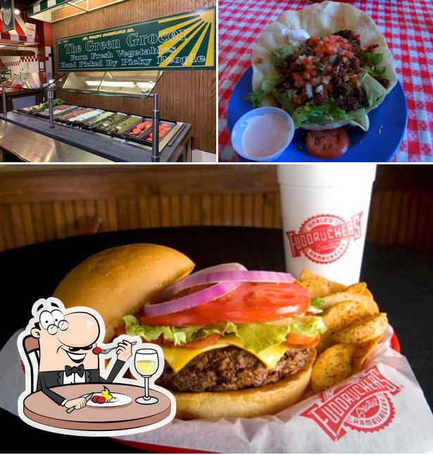 Fuddruckers