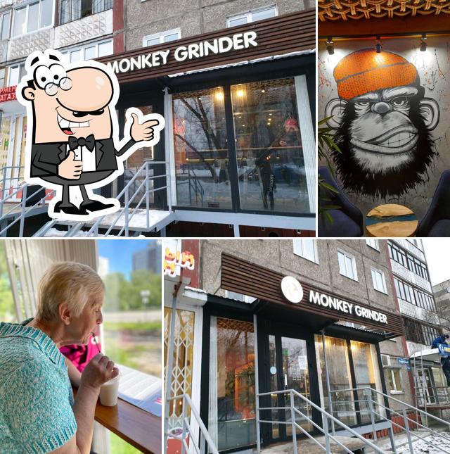 Monkey Grinder
