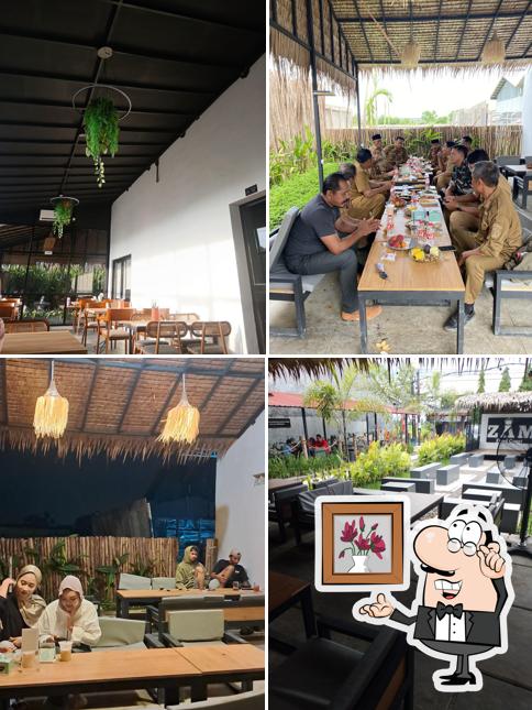Zam Seafood & Cafe