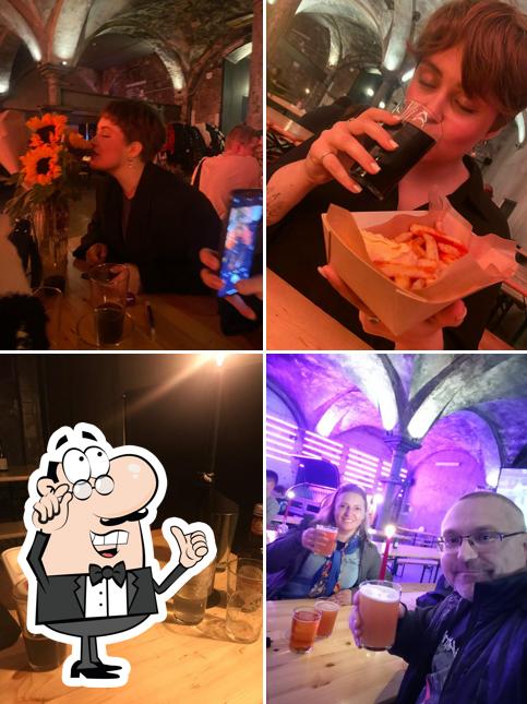 Интерьер "Af Brew Taproom"