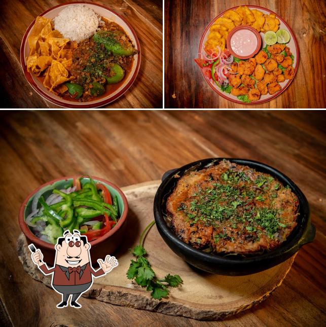 La Tejedora Comida Tipica