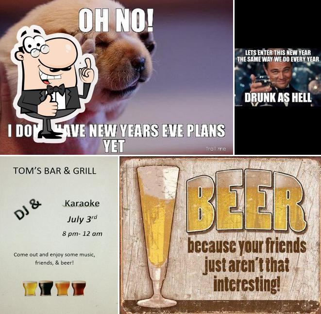 Tom's Bar & Grill
