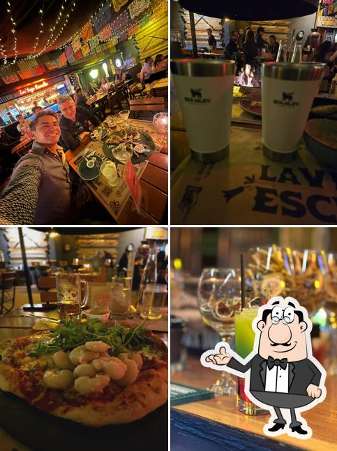 La Vieja Escuela Restobar