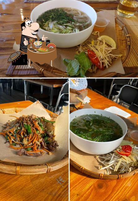 Фо в "Pho Chi Minh"