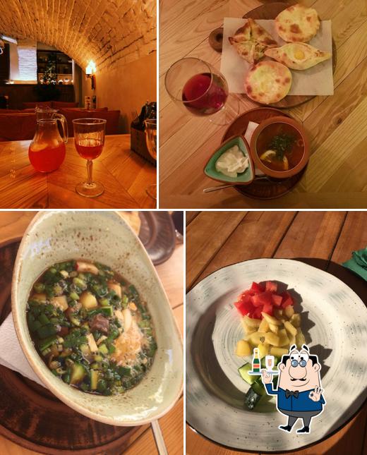 Хачапури и Вино