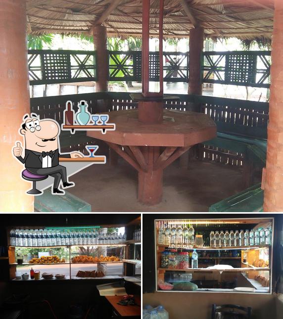Kubuk sewana hotel (කුබුක් සෙවන හොටෙල් )