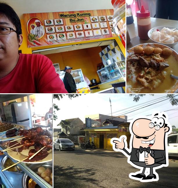 Warung Kuning Mbak Tatik