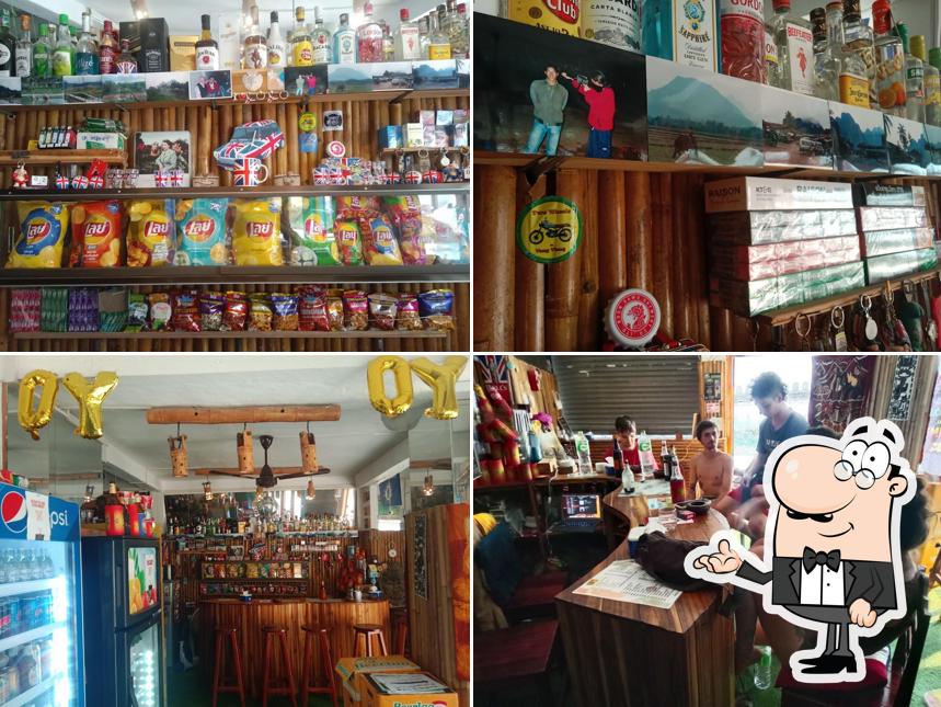 Yoyo Sports Bar Vang Vieng