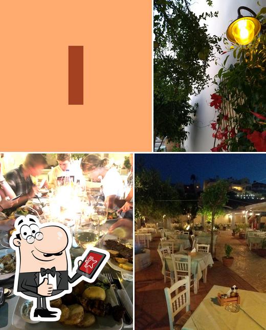 Iris Restaurant Agia Marina