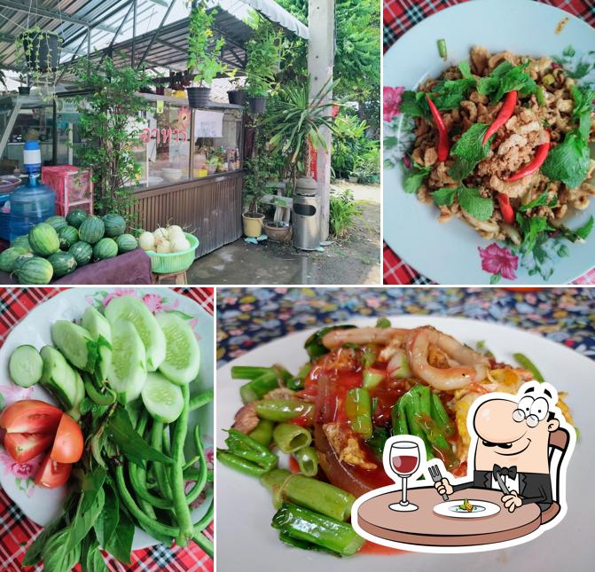 ร้านอาหารตามสั่ง แม่วัน