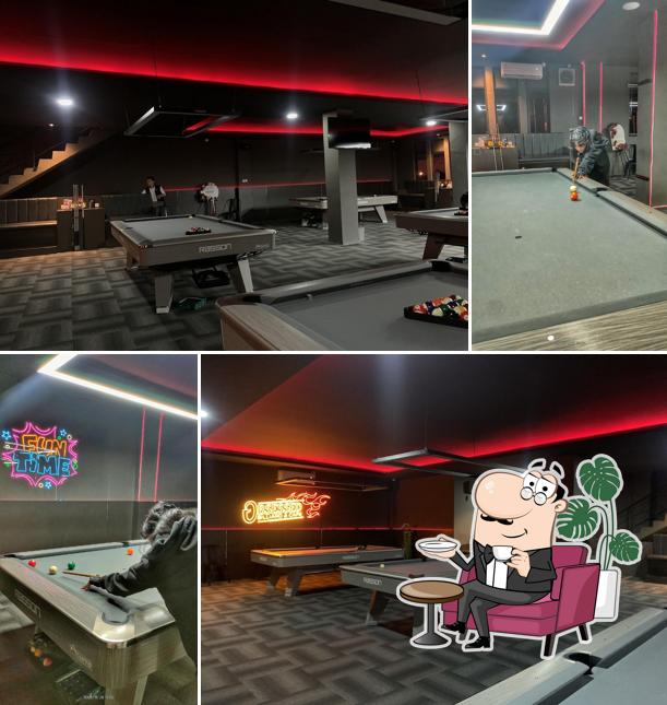 Obsessed Billiard & Cafe