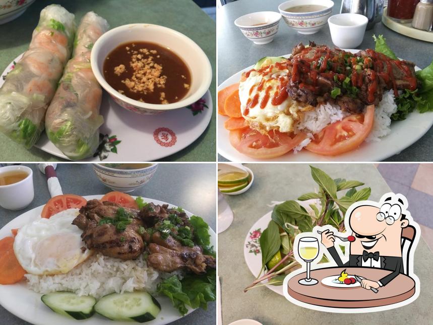 Phở Nam Restaurant