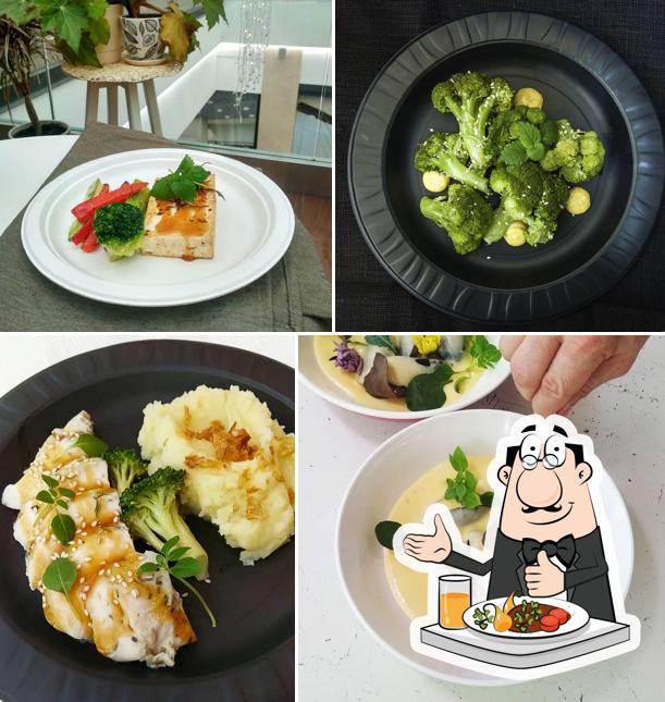 Еда в "Coffee and the City в ТЦ Мозаика"