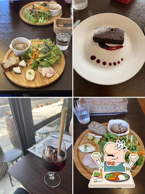 Hasumi Farm & Winery Café