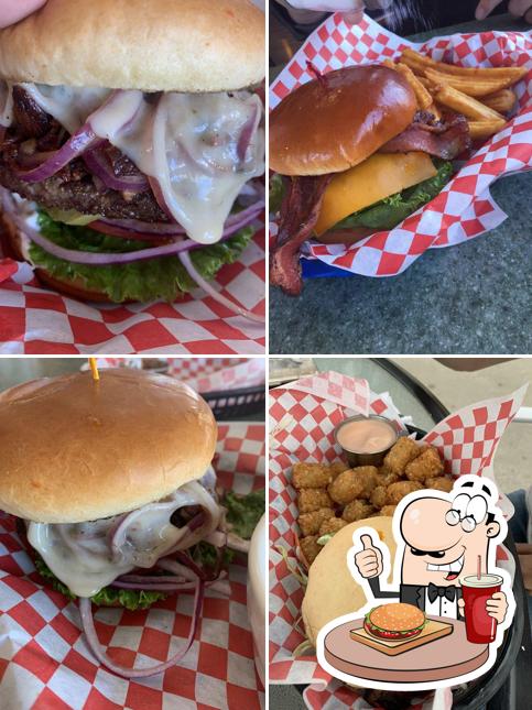 Lakefront Bar & Grill