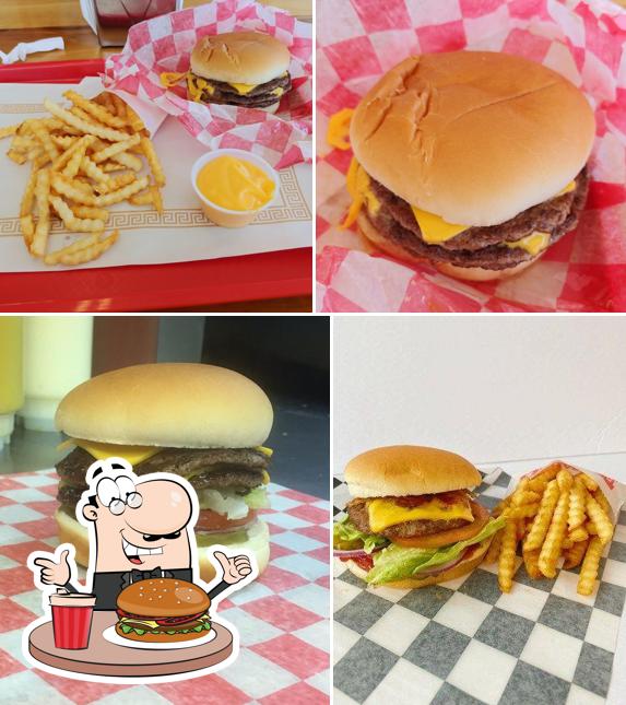 Tee's Ice Cream & Burgers