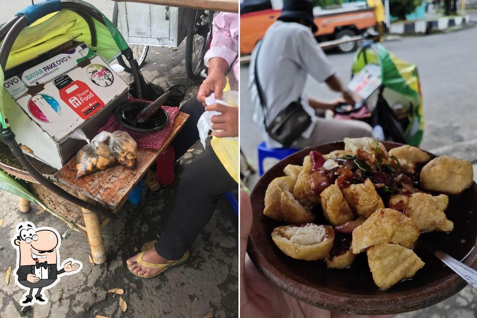 Tahu Gejrot Khas Cirebon