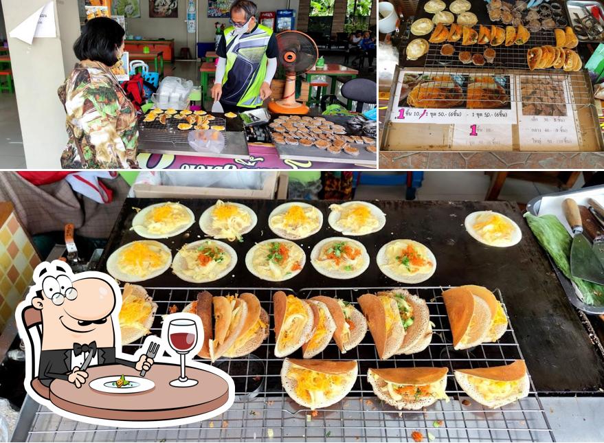 ขนมเบื้องบ้านดวงแก้ว (ขนมบ้าบิ่น)