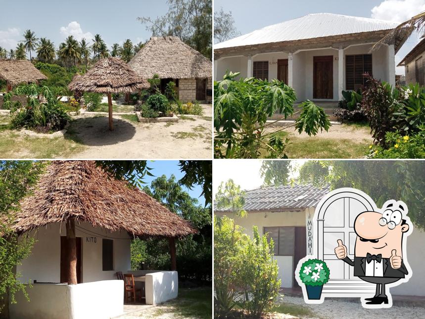 Bwejuu Garden View Bungalows and Restaurant