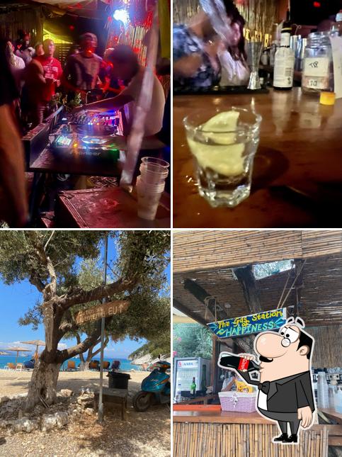 Filiatro beach bar