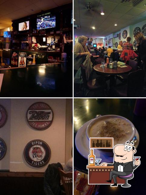 Pastimes Pub & Grille