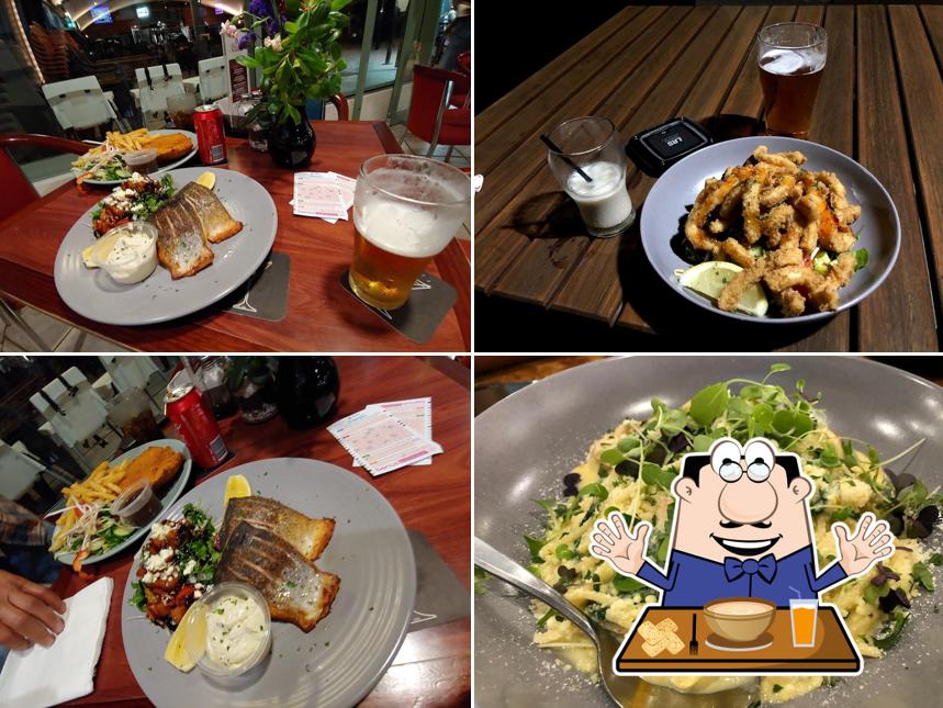 Anna Bay Tavern