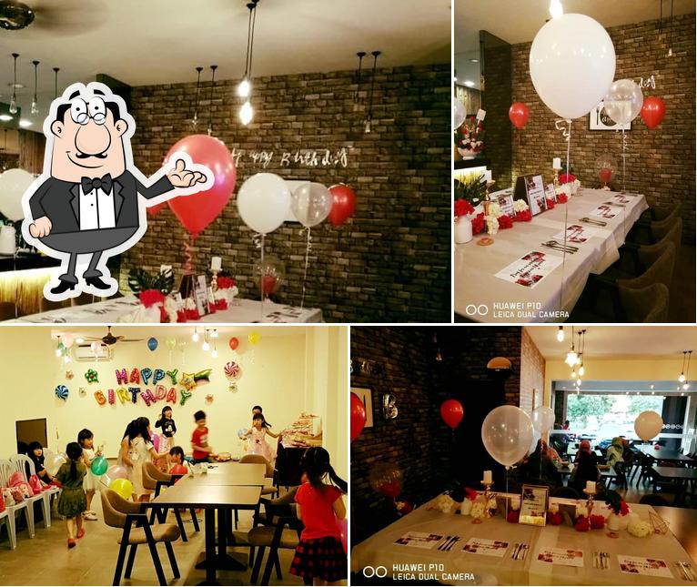 Chicken Delight Restaurant