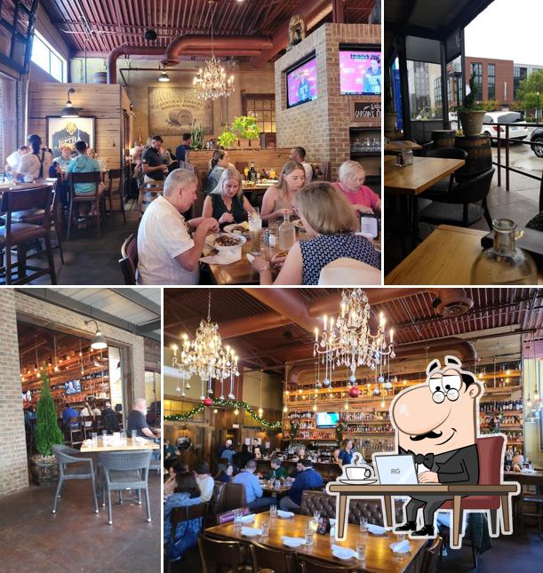 Carson's Food & Drink - On Main