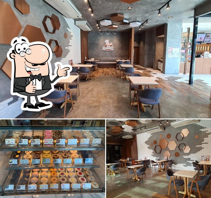 Daddy Dough Cafe