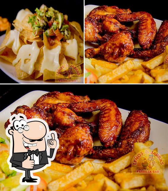 Leños & Jarras Parrilla Bar