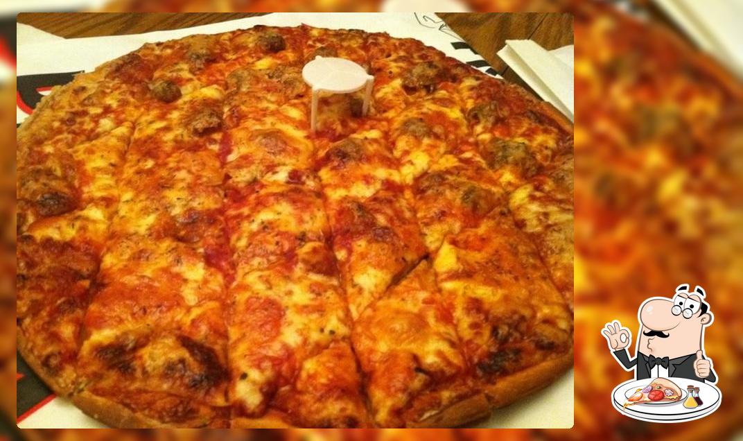 Queenie And Ron's Pizza