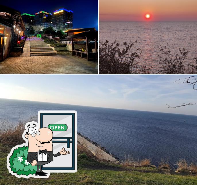 Золотая Бухта