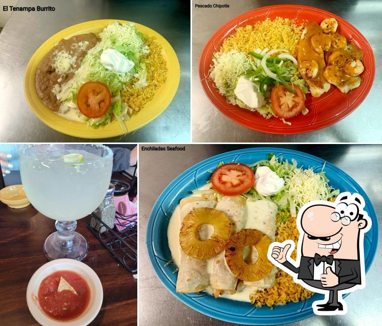 El Tenampa Mexican Grill