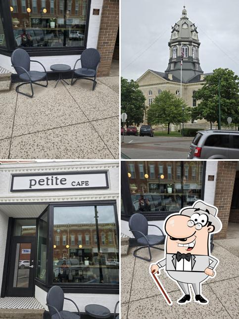 Petite Cafe