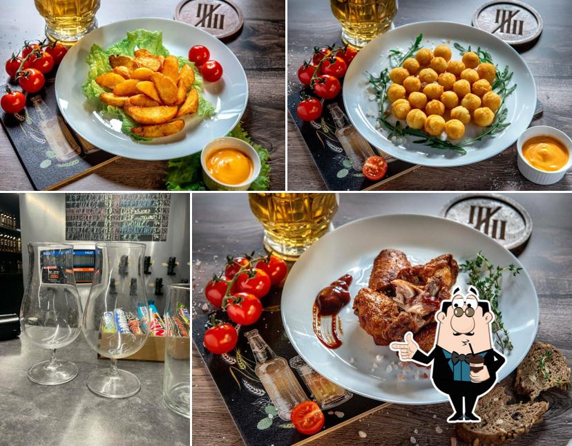 На три четверти